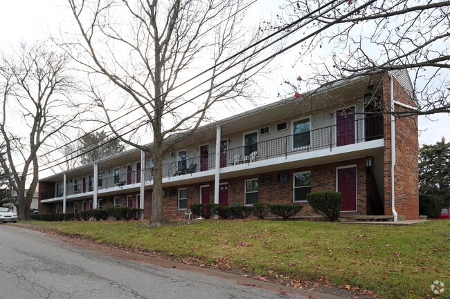 Building Photo - 250 Teddy Ave