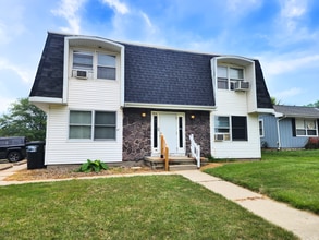 Building Photo - 1511 Northbrook Dr