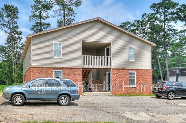 Building Photo - 34 Conifer Ct
