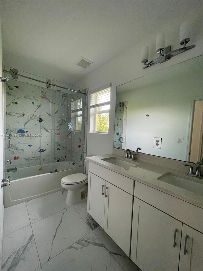 Building Photo - 3990 Pelicano Way
