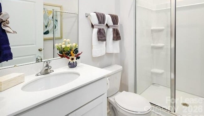 Building Photo - 1720 Vanderlyn St