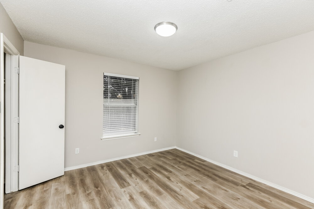 Building Photo - 7007 Rovato Dr
