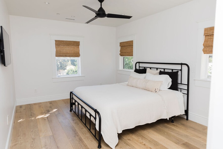 Bedroom - 2510 Valencia St