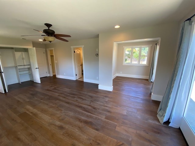 Building Photo - Beautiful Toro Park Home!