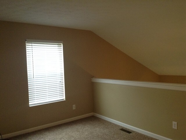 Building Photo - 71 Meadow Crest Drive