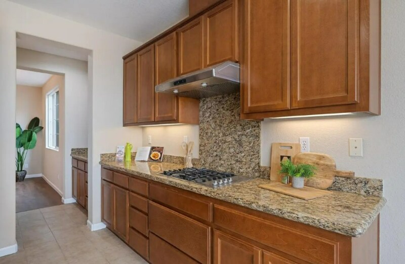 Building Photo - 4503 Sweet Water St