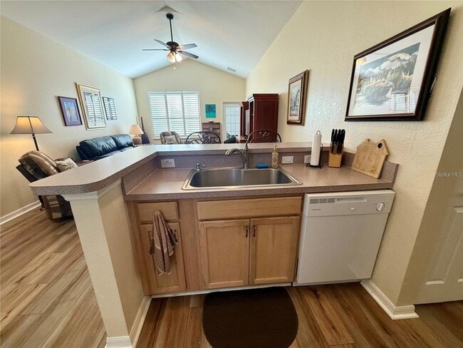 Building Photo - 11122 SW 73rd Ct