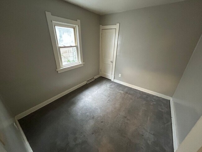 Building Photo - Cute 2 Bedroom Home for Rent