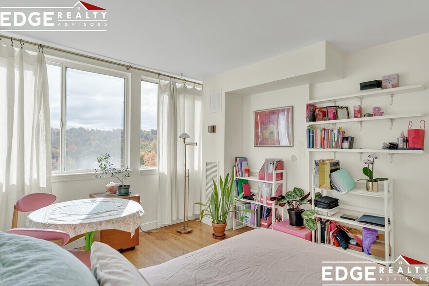 Building Photo - 1601 Beacon St