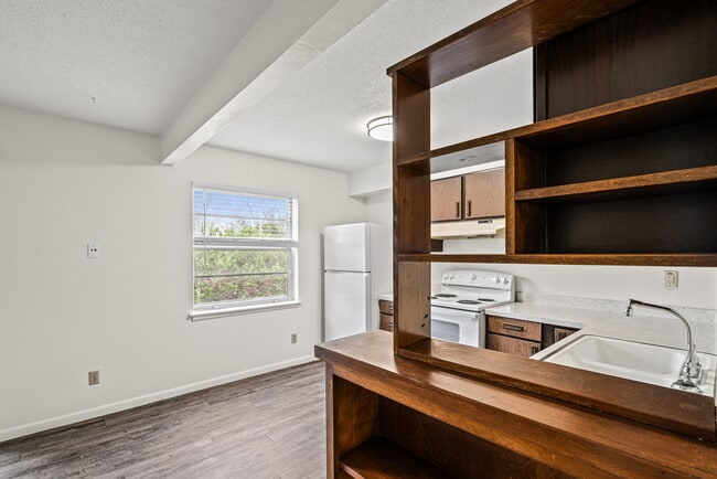 Floorplan - FAIRLAWN FLATS