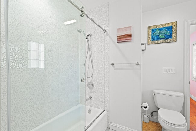 Building Photo - Luxury Estate with Sparkling Pool & Elegant Amenities