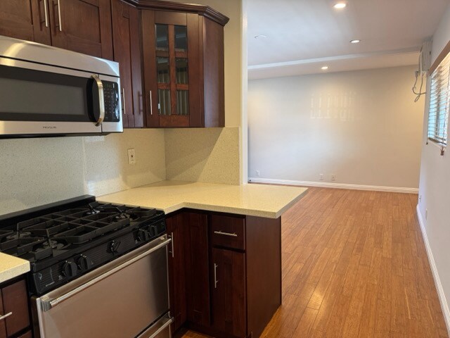Building Photo - 5567 Inglewood Blvd