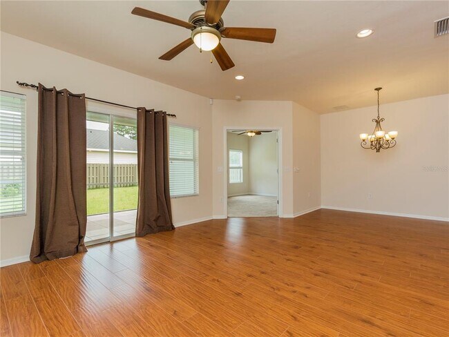 Building Photo - 7595 SW 84th Dr