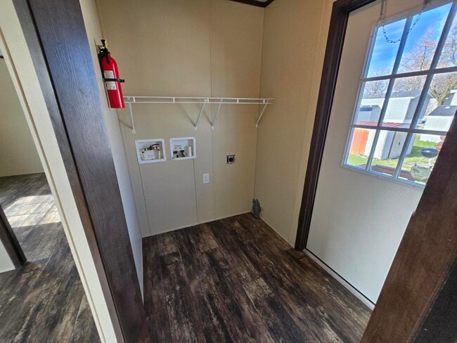 Building Photo - 5973 Frederick St