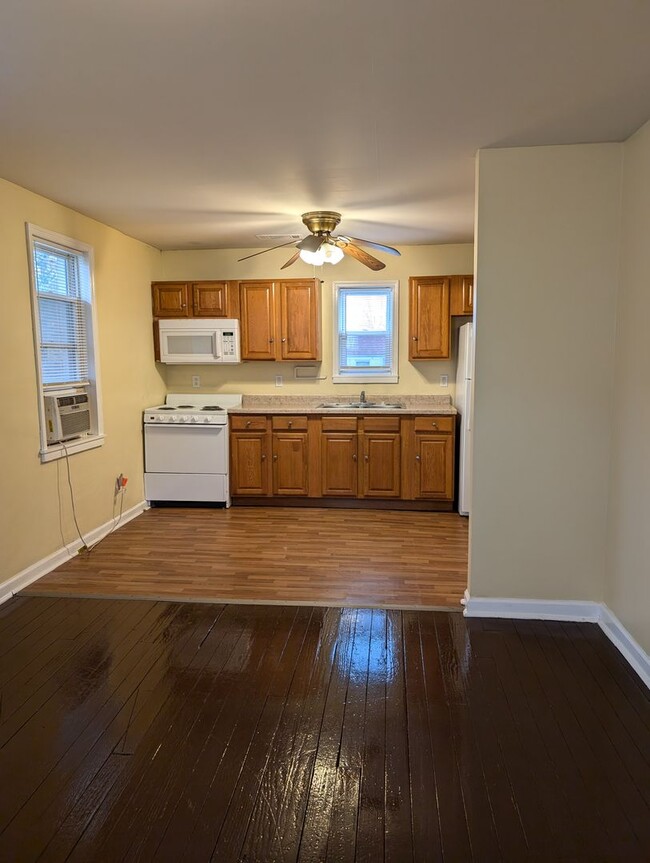 Primary Photo - **$500 Security Deposit & 1st Month Free w...