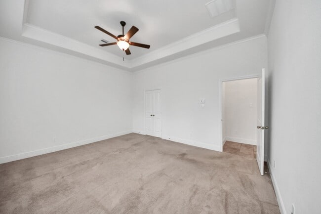 Building Photo - 14807 Providence Manor Way