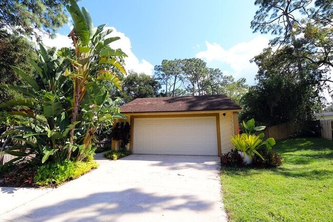 Building Photo - Wekiva Hunt Club Community in Longwood 4 B...