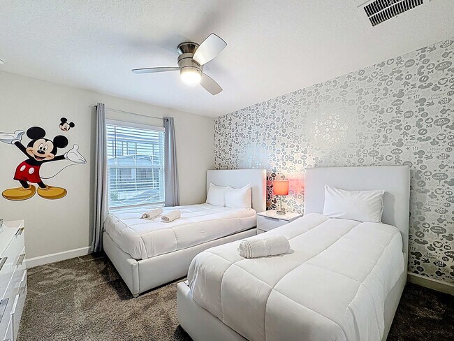 Building Photo - 1248 Challenge Dr