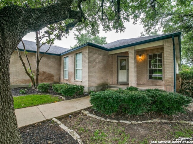 Building Photo - 5823 Rolling Forest Dr
