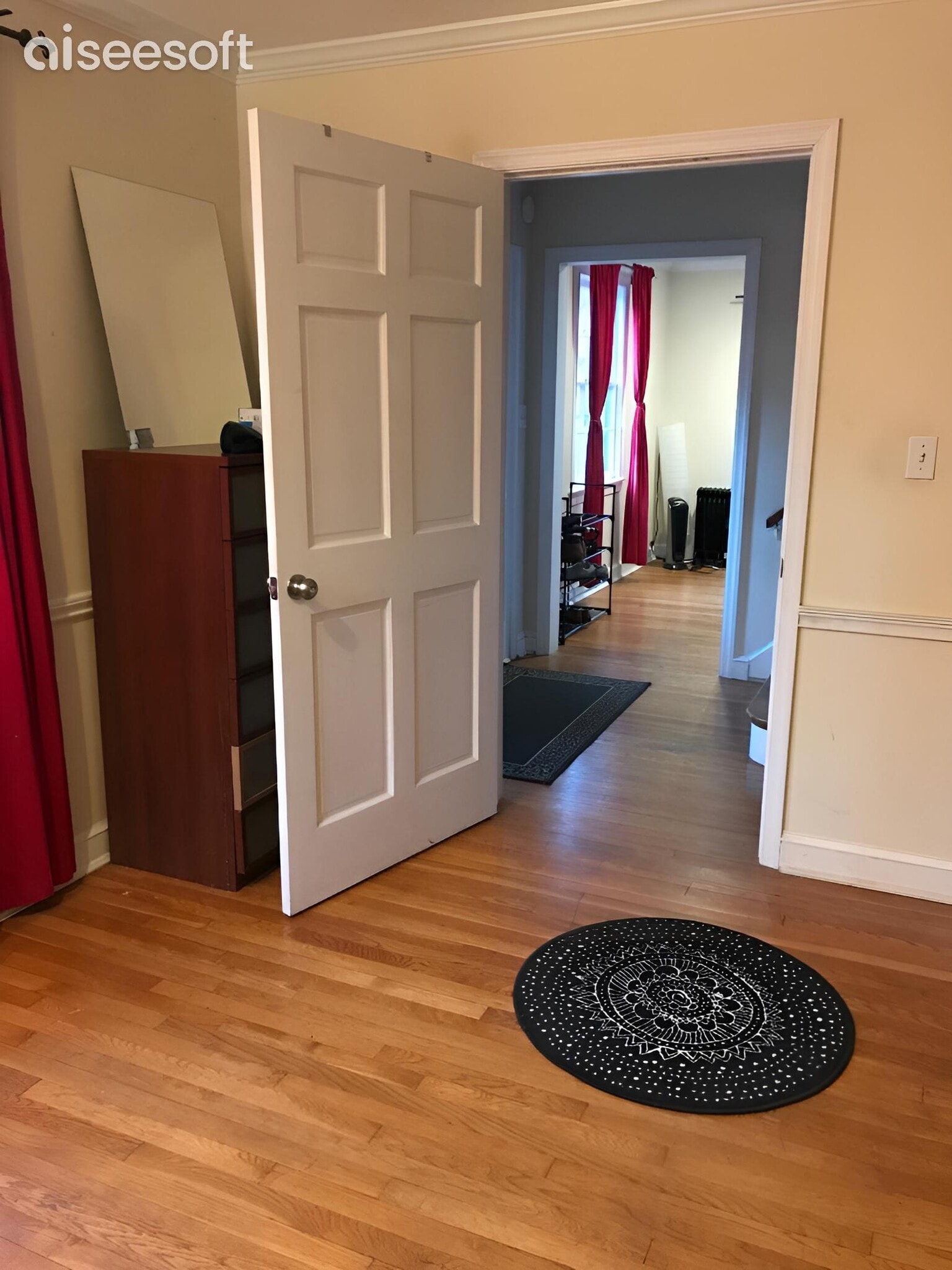 Room # 4 with private bath - 4427 Nebraska Ave NW