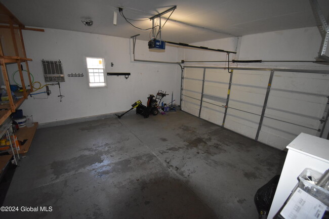 Building Photo - 89 Damascus Dr