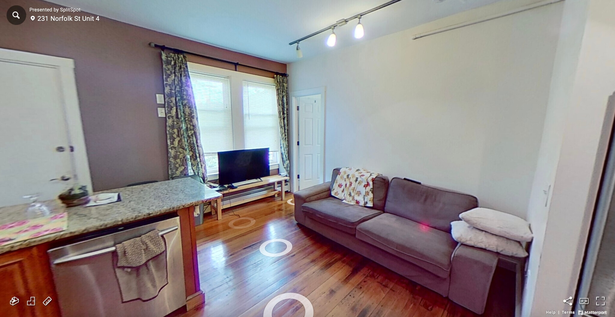 Building Photo - 240 Norfolk St