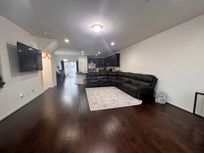 Building Photo - 7932 John Galt Wy