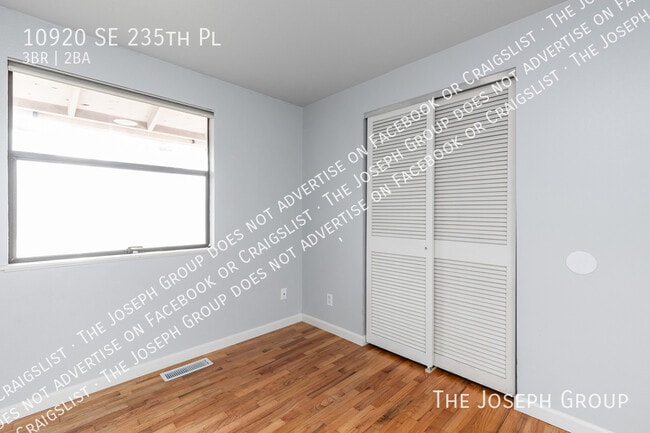 Building Photo - 10920 SE 235th Pl