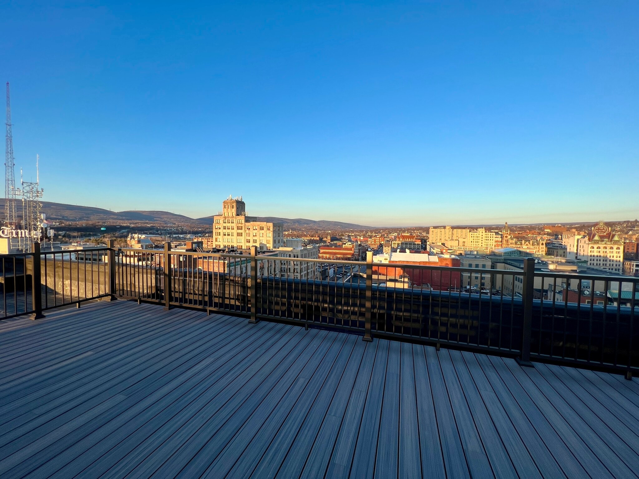 Building Photo - 409 Lackawanna Ave