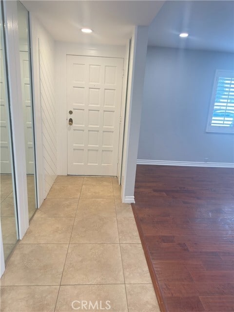 Building Photo - 18926 La Guardia St