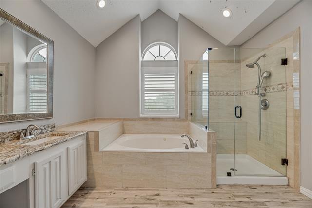 Building Photo - 1501 Mission Ridge Trail