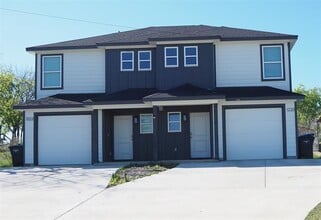 Building Photo - 1220 Elva Warren St