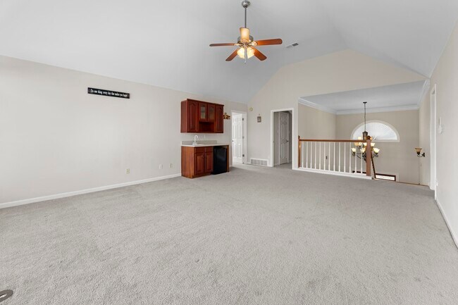 Building Photo - 420 Estanaula Rd