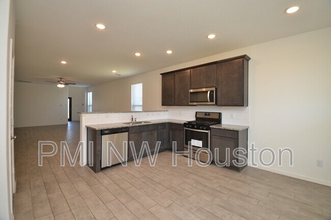 Building Photo - 5602 Tabula Rasa Dr