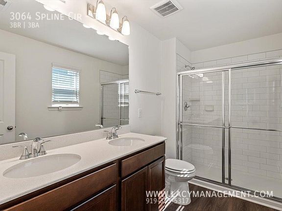 Building Photo - 3064 Spline Cir