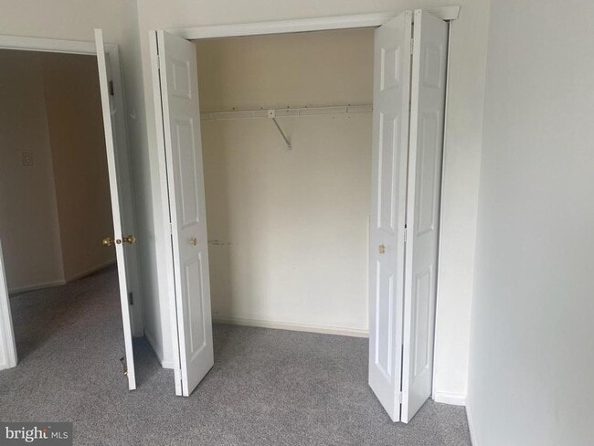 Building Photo - 113 N Park Rd