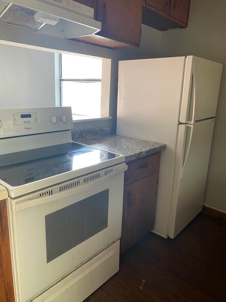 Building Photo - 1858 Nekoma Ct