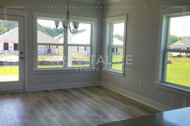 Building Photo - Modern 4BR/3BA Home Near Gulf Shores
