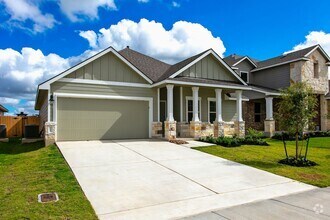 Building Photo - 3 Bedrom 2 bath with a 2 car garage in Sou...