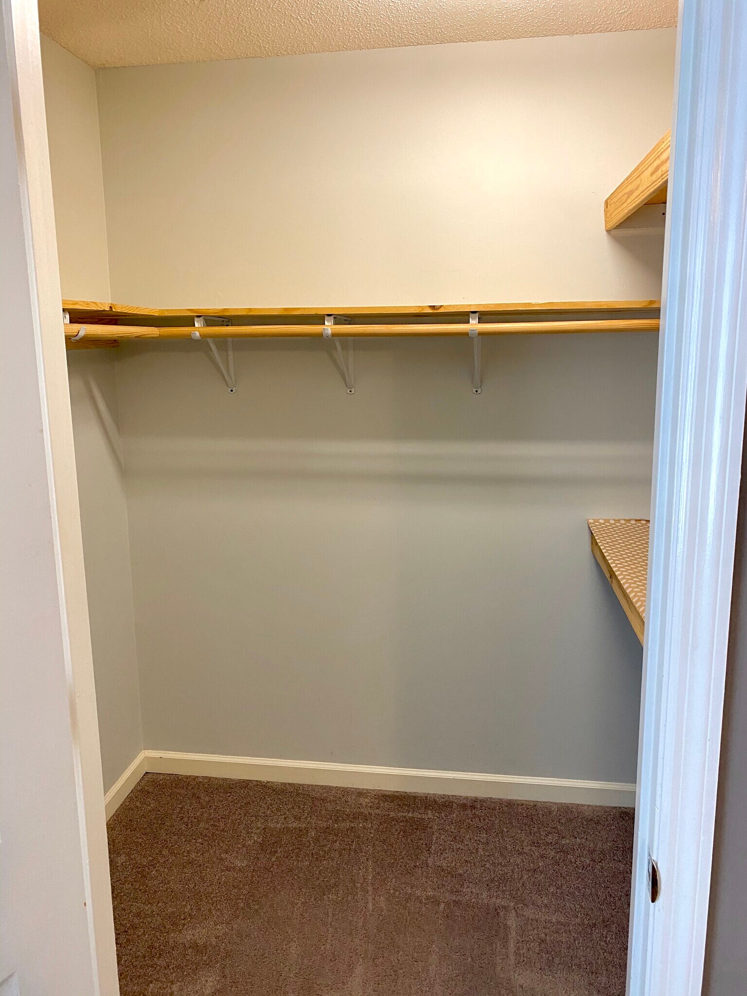 Bedroom 1 walk-in closet - 816 Oak St