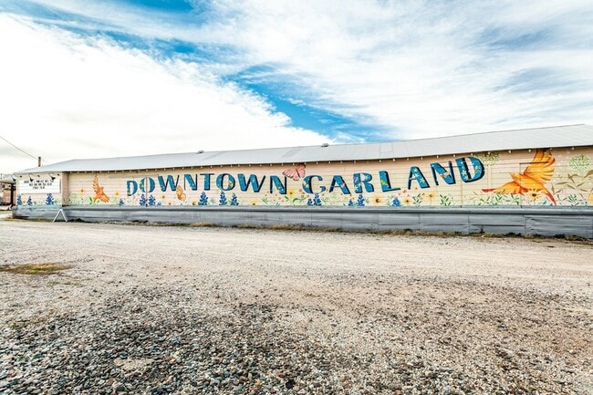 Building Photo - 316 W Avenue A