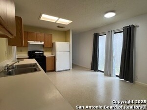 Building Photo - 2319 Dalhart Pass