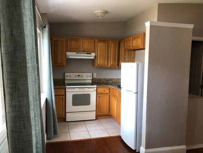 Building Photo - ** Move in Special $500 off your first months rent** WONDERFUL 4 Bedroom/3 Bathroom Home in the M...
