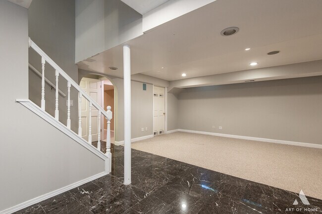 Building Photo - 2603 Old Mill Ln
