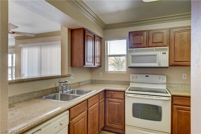 Building Photo - 1150 N Buffalo Dr