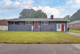 Building Photo - Nicely updated rancher!