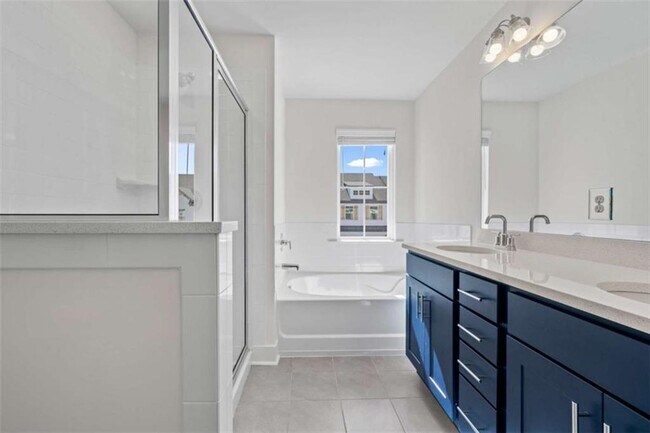Building Photo - 61 Auburn Wds Dr