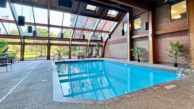 Building Photo - 3920 Mystic Valley Pkwy