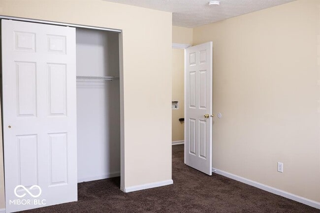 Building Photo - 8361 Paso Del Norte Ct