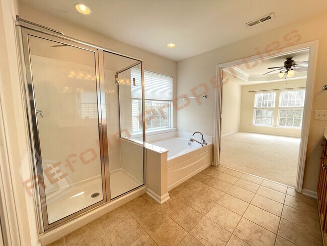 Building Photo - 219 Euphoria Cir